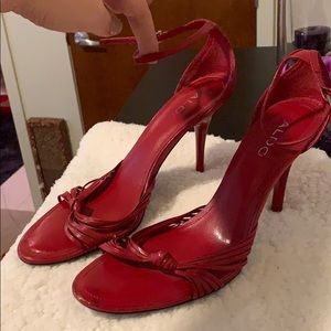 Aldo stilettos, thin straps, lightly worn.